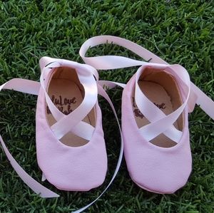 Ballerina baby pink shoes